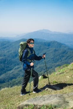 Quechua Men's Hiking Lightweight Waterproof Overtrousers MH500 -Adventure Outdoors Shop k0d62f860e87728a2eeacaefe0210c861