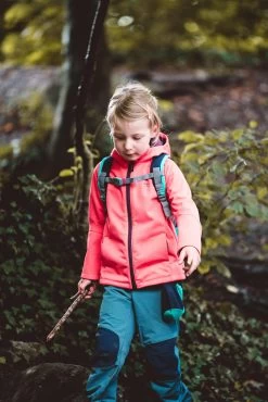 Quechua Kids’ Softshell Hiking Jacket MH550 2-6 Years -Adventure Outdoors Shop k120e7a17efdb608eef9345cb844493de