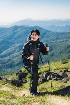 Quechua Men's Hiking Lightweight Waterproof Overtrousers MH500 -Adventure Outdoors Shop k29a9428a5d7dc8898f7aca0f2a6582b8