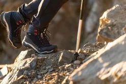 Quechua Women's Waterproof Walking Boots - MH900 Mid -Adventure Outdoors Shop kd379a4419db66ef063aa5da4f9d4e3ca